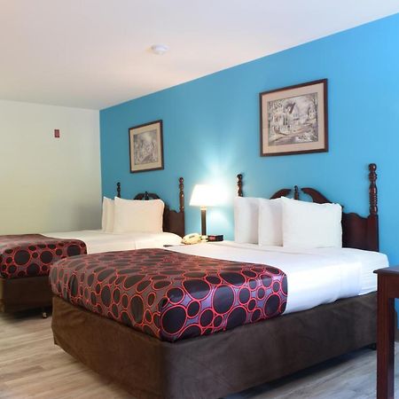 Hilltop Inn & Suites, Near Foxwoods Casino North Stonington Exteriör bild