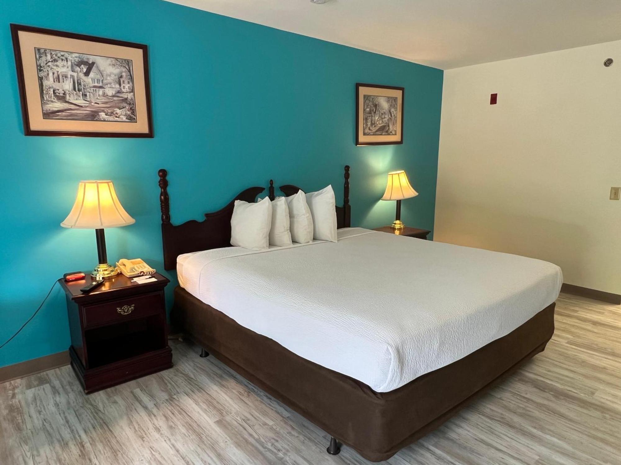 Hilltop Inn & Suites, Near Foxwoods Casino North Stonington Exteriör bild